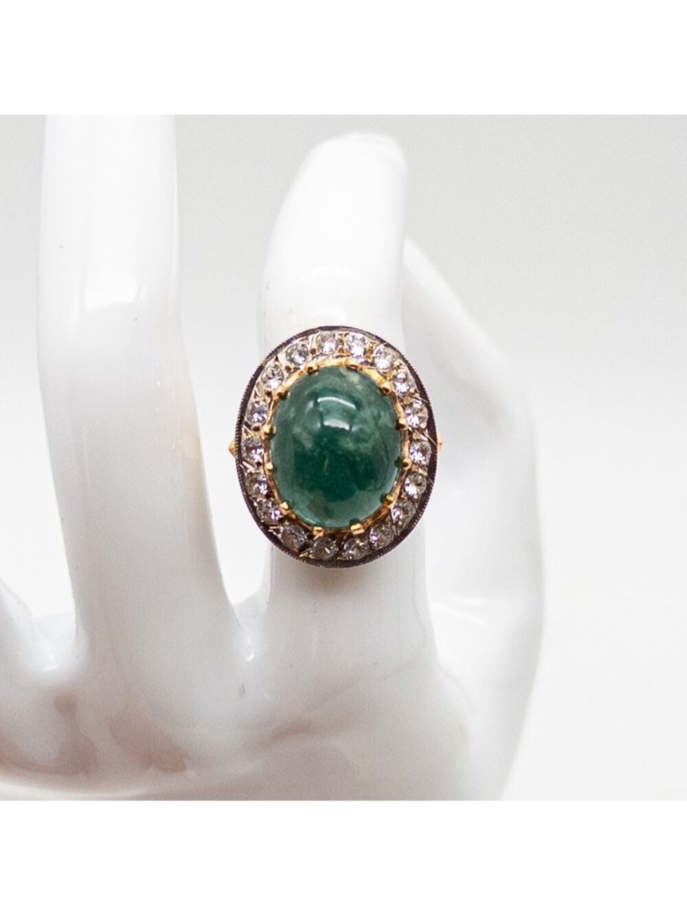 Vintage K 8ct Colombian Emerald White Sapphire HALO 8g 18k Yellow Gold Ring